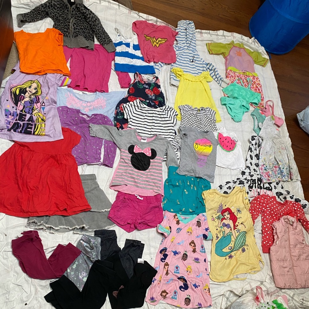 SOLD 3T girls clothes